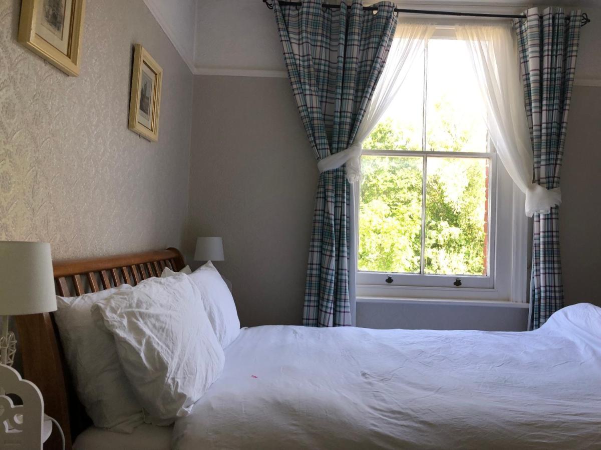 カンタベリー Carena House Bed & Breakfast エクステリア 写真