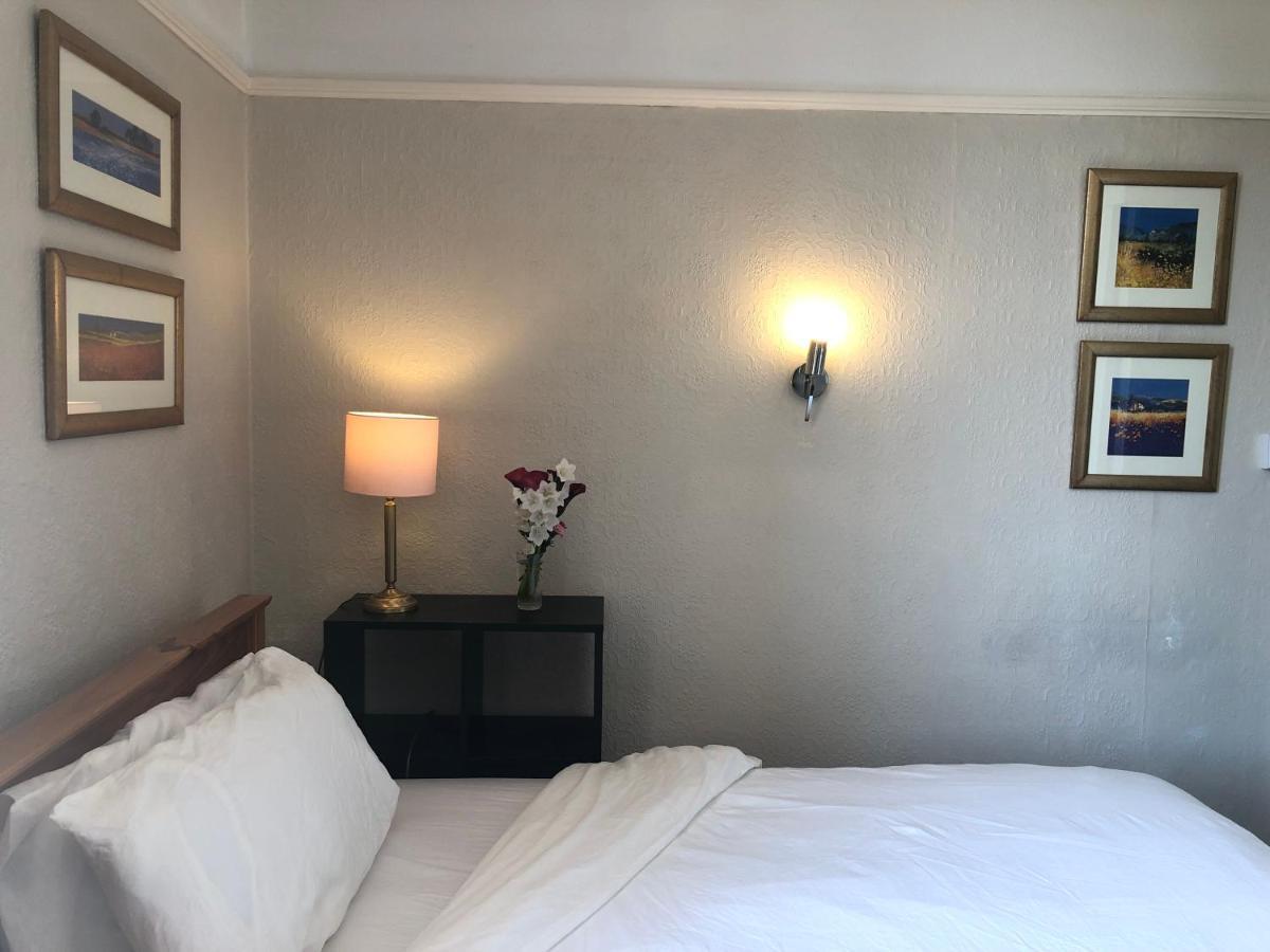 カンタベリー Carena House Bed & Breakfast エクステリア 写真
